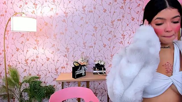 Entertain your itch for girls livestreamers with our collection of stunning models, skilled in the art of temptation and delight.