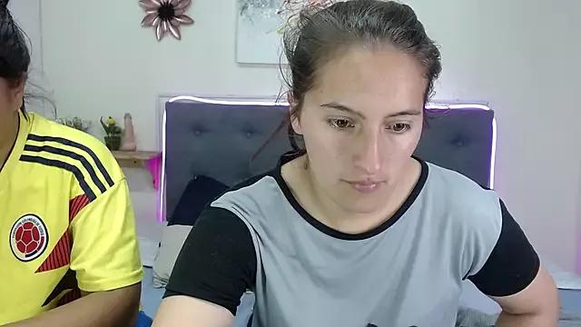 sharon_and_kloee from StripChat is Freechat