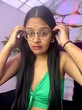 sharon_ec from StripChat is Freechat
