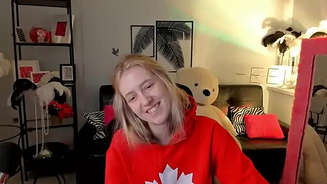 Sharon_Evansi from StripChat is Freechat