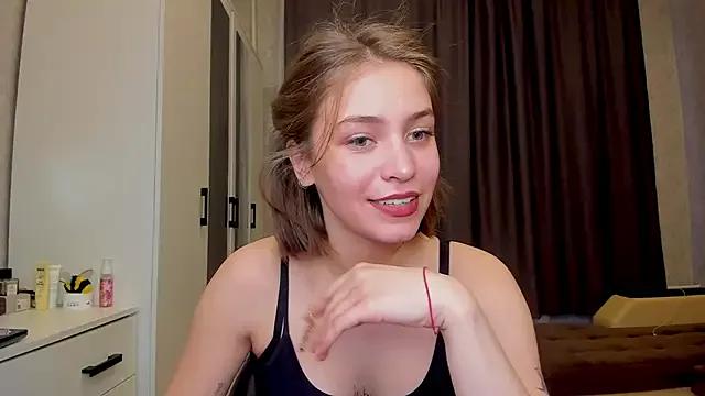 Entertain your itch for girls livestreamers with our collection of stunning models, skilled in the art of temptation and delight.