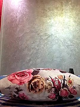 Shemale-Maloka from StripChat is Freechat