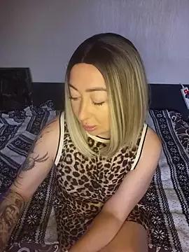 siennatempt from StripChat is Freechat