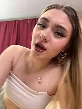 Photos of SierraFord from StripChat is Freechat