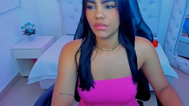 Entertain your itch for girls livestreamers with our collection of stunning models, skilled in the art of temptation and delight.