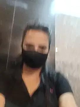 simmi_love from StripChat is Freechat