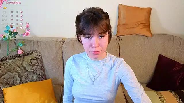 simple_polly from StripChat is Freechat