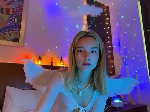 Entertain your itch for girls livestreamers with our collection of stunning models, skilled in the art of temptation and delight.