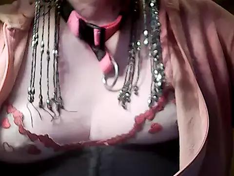 sissy_sarah69 from StripChat is Freechat