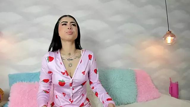 Entertain your itch for girls livestreamers with our collection of stunning models, skilled in the art of temptation and delight.