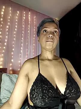 Photos of skarlleth_11 from StripChat is Freechat