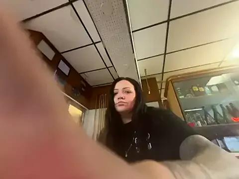 skinwalkingzombie from StripChat is Freechat