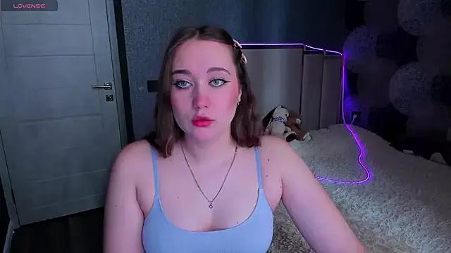SkyAngel_Mia from StripChat is Freechat