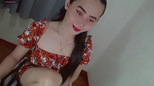 Entertain your itch for girls livestreamers with our collection of stunning models, skilled in the art of temptation and delight.