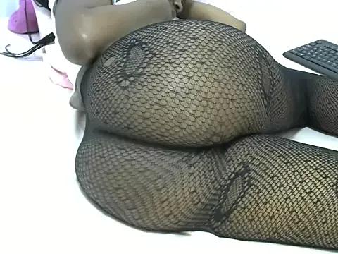sly_minah from StripChat is Freechat