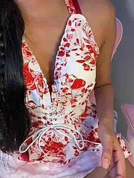 Entertain your itch for girls livestreamers with our collection of stunning models, skilled in the art of temptation and delight.