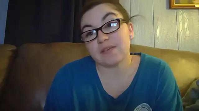 Snowbunny_Belle from StripChat is Freechat