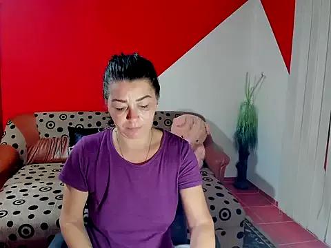 Soffy_Skye from StripChat is Freechat