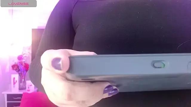 Photos of Soffybrown20 from StripChat is Private