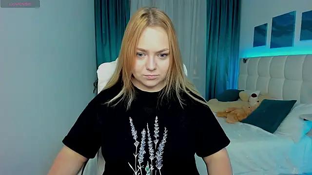 Entertain your itch for girls livestreamers with our collection of stunning models, skilled in the art of temptation and delight.