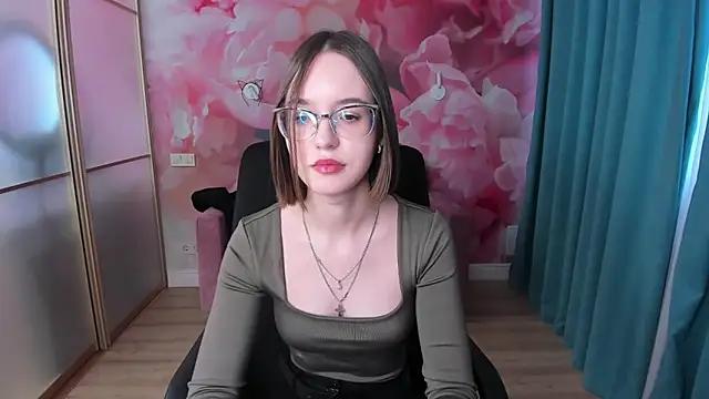 Entertain your itch for girls livestreamers with our collection of stunning models, skilled in the art of temptation and delight.