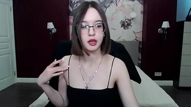 Entertain your itch for girls livestreamers with our collection of stunning models, skilled in the art of temptation and delight.