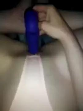 SomeWhatFoxyX from StripChat is Freechat
