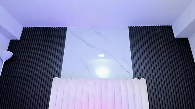 Sophiaa_Snow from StripChat is Freechat