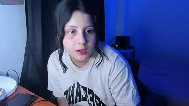 Sophie__Carter_ from StripChat is Freechat