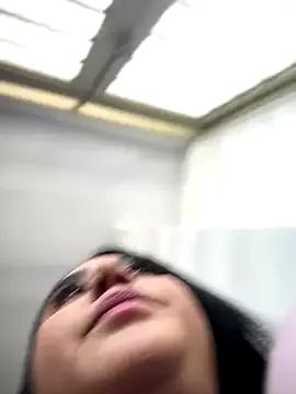 Sophie_Dreamss from StripChat is Freechat