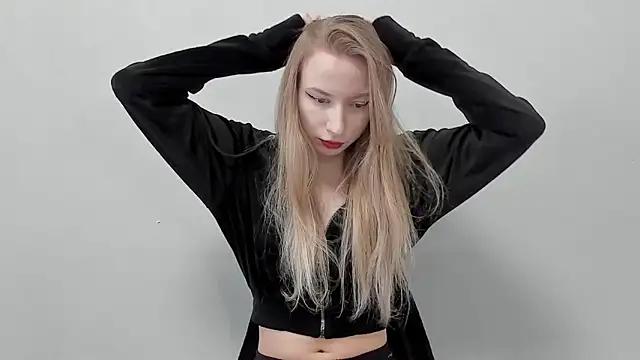 Entertain your itch for girls livestreamers with our collection of stunning models, skilled in the art of temptation and delight.