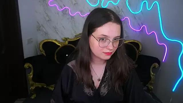 Entertain your itch for girls livestreamers with our collection of stunning models, skilled in the art of temptation and delight.