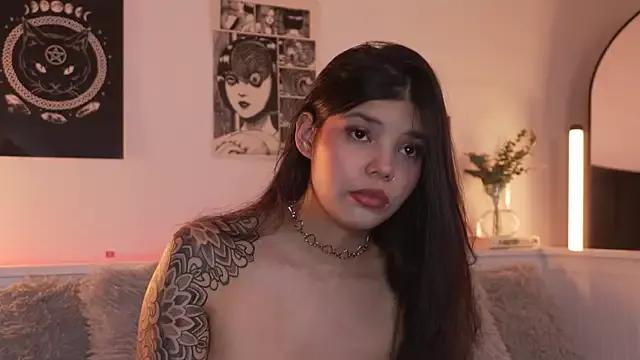 Entertain your itch for girls livestreamers with our collection of stunning models, skilled in the art of temptation and delight.