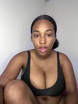 SophieWhite3 from StripChat is Freechat