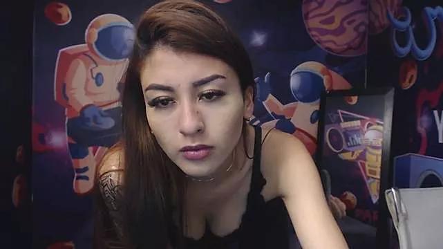 Entertain your itch for girls livestreamers with our collection of stunning models, skilled in the art of temptation and delight.