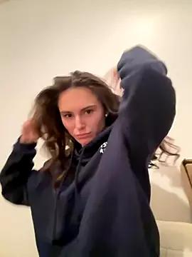 SophiiaStarr from StripChat is Freechat