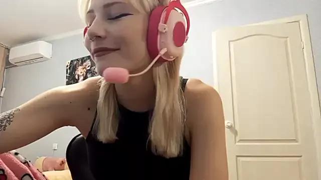 SorryMyAngel from StripChat is Freechat