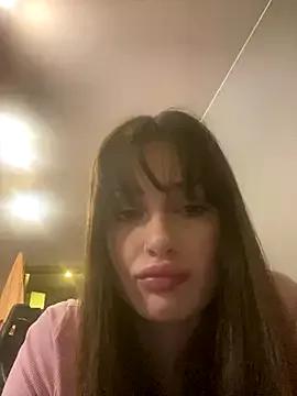 SoShyEmmyyy from StripChat is Freechat