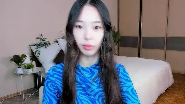 SoulHarmoonyy from StripChat is Freechat