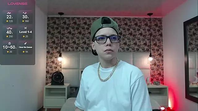 SpencerMontgomery from StripChat is Freechat