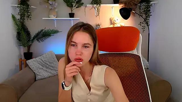 Entertain your itch for girls livestreamers with our collection of stunning models, skilled in the art of temptation and delight.
