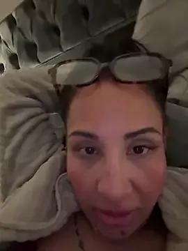 Stella_dauergeil from StripChat is Freechat