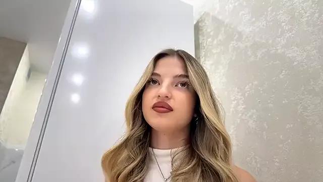 Entertain your itch for girls livestreamers with our collection of stunning models, skilled in the art of temptation and delight.