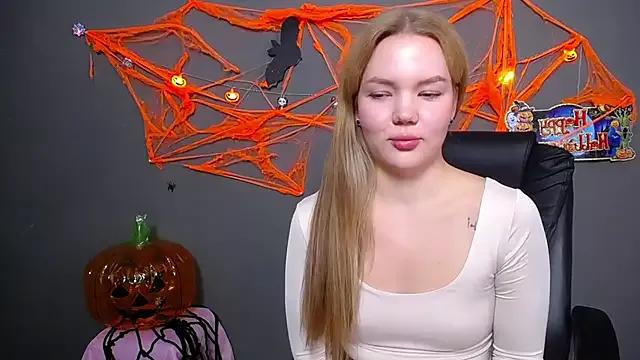 Entertain your itch for girls livestreamers with our collection of stunning models, skilled in the art of temptation and delight.