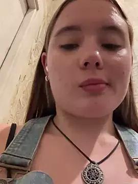 StephanieMur from StripChat is Freechat