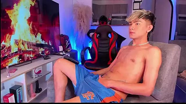 Steven_baby69 from StripChat is Freechat