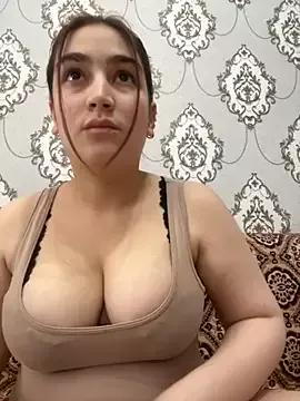 StormBeverly from StripChat is Freechat