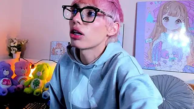 Strawberry_Kitty_ from StripChat is Freechat