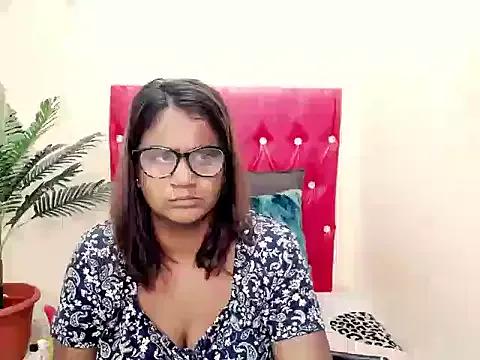 Strawberry_Lips from StripChat is Freechat