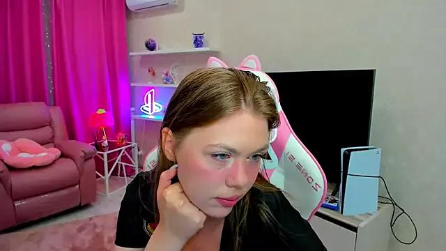 Entertain your itch for girls livestreamers with our collection of stunning models, skilled in the art of temptation and delight.